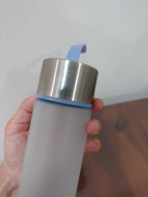 新品 細身水筒 約300ml < レジャー/スポーツ  新品 細身水筒 約300ml < レジャー/スポーツの