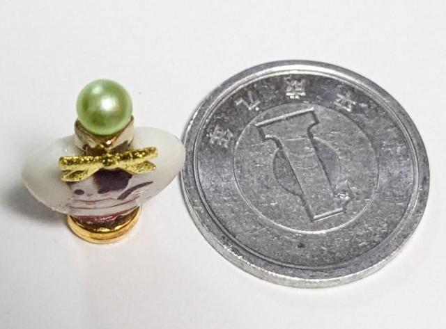 ミニチュア★香水瓶★ネコちゃん★ハート型★リボン★ホワイト★白★ドールハウスに★ < おもちゃ ミニチュア★香水瓶★ネコちゃん★ハート型★リボン★ホワイト★白★ドールハウスに★ < おもちゃの