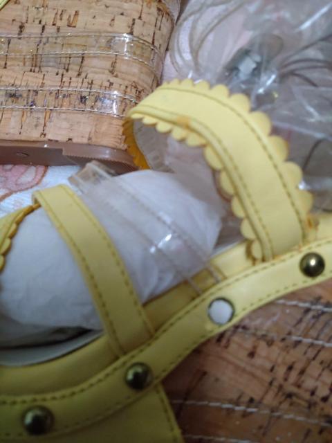 LIZ LISAEFbW\[T_  uh 