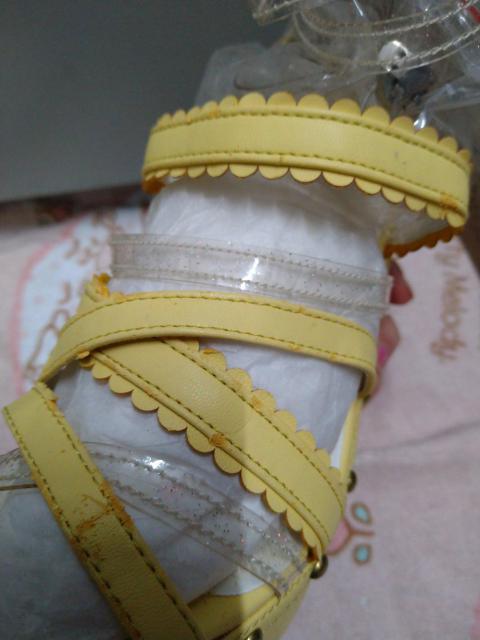 LIZ LISAEFbW\[T_  uh 