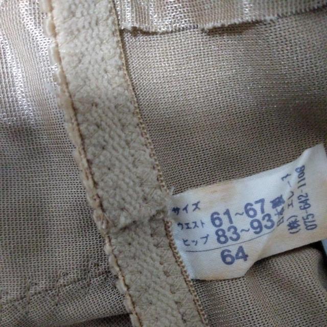 エレーヌベージュ色ガードル64 < 女性ファッション エレーヌベージュ色ガードル64 < 女性ファッションの