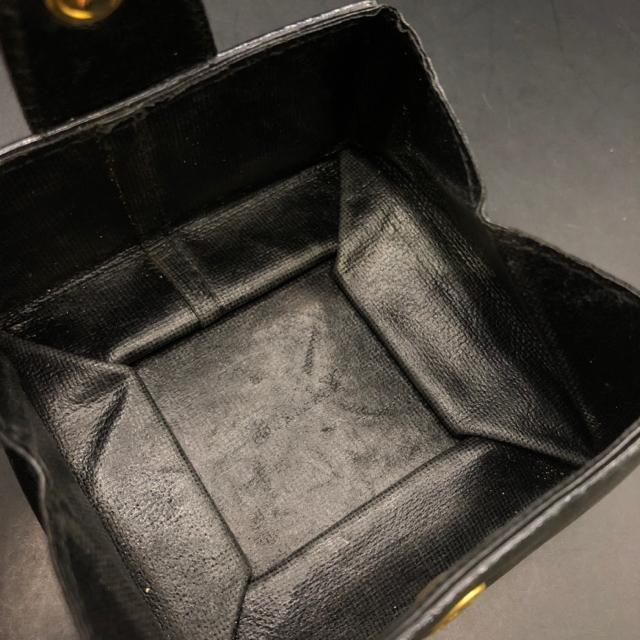  BALLY o[ RCP[X K ubN  uh 