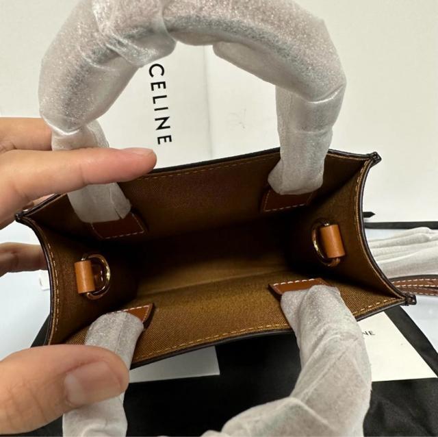 セリーヌ ミニ バーティカル トリオンフ キャンバス カバ < ブランド セリーヌ ミニ バーティカル トリオンフ キャンバス カバ < ブランドの