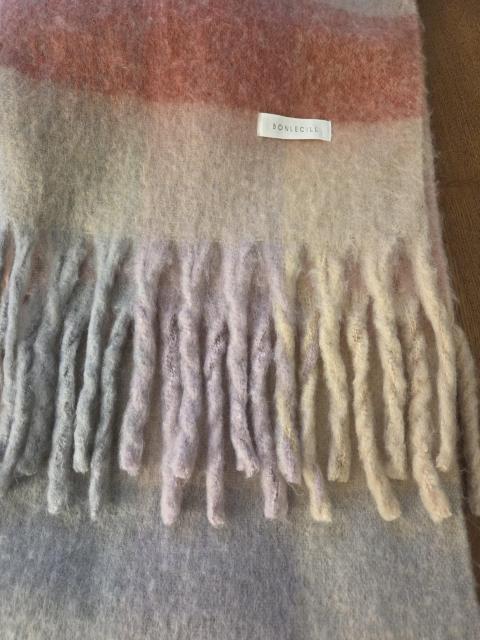 BONLECILLマフラー★マルチチェックのふわふわボリュームマフラー/新品♪ < 女性ファッション BONLECILLマフラー★マルチチェックのふわふわボリュームマフラー/新品♪ < 女性ファッションの