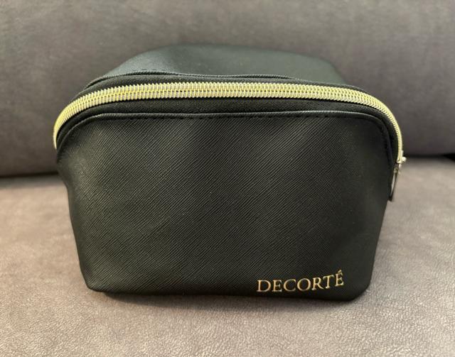 新品☆COSME DECORTE(コスメデコルテ)ロゴ入りポーチ☆ < ブランド 新品☆COSME DECORTE(コスメデコルテ)ロゴ入りポーチ☆ < ブランドの
