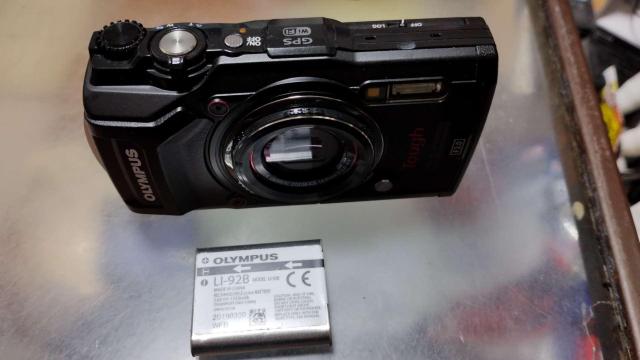 OLYMPUS Tough TG-5 4K�Ή� �h���h�o�ϏՌ��f�W�^���J���� LI-92B�o�b�e���[�t �� �Ɠd/AV�� 