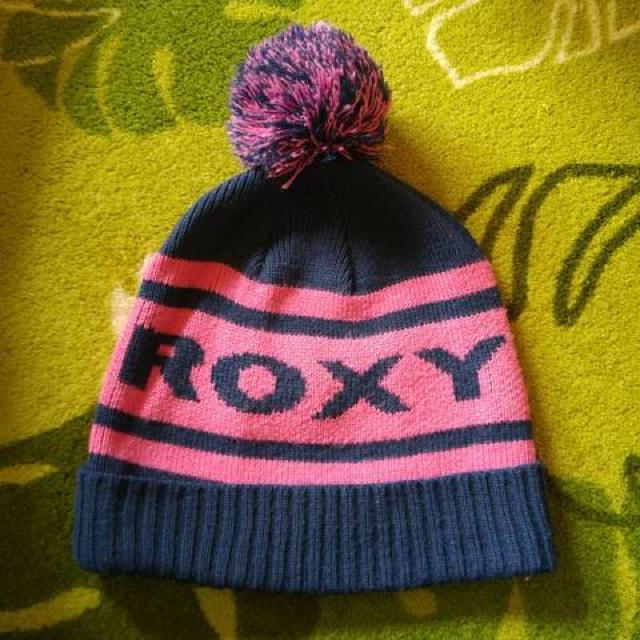 激カワッ(*^ω^)Roxyロキシー■ロゴニット帽子◆スキースノボに < ブランド  激カワッ(*^ω^)Roxyロキシー■ロゴニット帽子◆スキースノボに < ブランドの