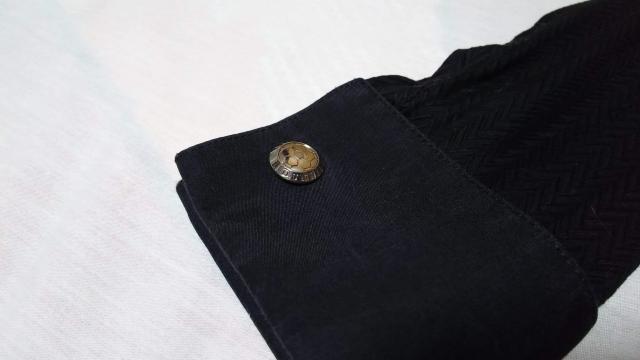 正規良 限定 アルフレッドダンヒル AD サッカーボールモチーフ SVカフス サークルロゴボタン シルバー カフリンクス 付属品有 < ブランド  正規良 限定 アルフレッドダンヒル AD サッカーボールモチーフ SVカフス サークルロゴボタン シルバー カフリンクス 付属品有 < ブランドの