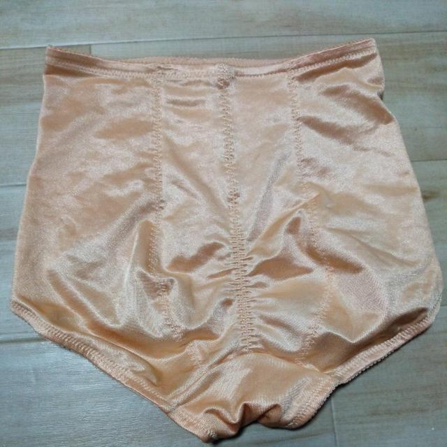 エレーヌガードル64 < 女性ファッション エレーヌガードル64 < 女性ファッションの