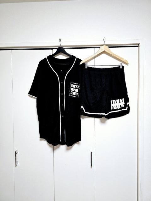 (17) 倖田來未  DNA ベースボールシャツ&ハーフパンツ上下セット 黒 M < タレントグッズ  (17) 倖田來未  DNA ベースボールシャツ&ハーフパンツ上下セット 黒 M  < タレントグッズの