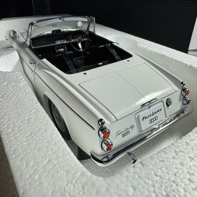 未展示品 オートアート 1/18 ダットサン フェアレディ 2000 SR311 < ホビー  未展示品 オートアート 1/18 ダットサン フェアレディ 2000 SR311 < ホビーの