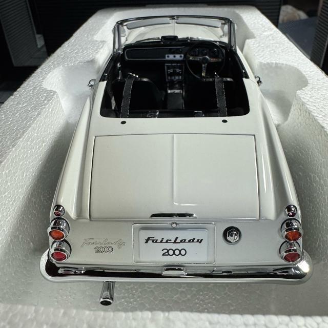未展示品 オートアート 1/18 ダットサン フェアレディ 2000 SR311 < ホビー  未展示品 オートアート 1/18 ダットサン フェアレディ 2000 SR311 < ホビーの