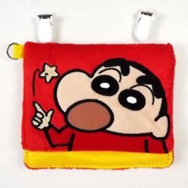 【クレヨンしんちゃん】可愛い♪ハンカチ.菓子.小物 クリップ付マルチポシェット < アニメ/コミック/キャラクター  【クレヨンしんちゃん】可愛い♪ハンカチ.菓子.小物 クリップ付マルチポシェット  < アニメ/コミック/キャラクターの