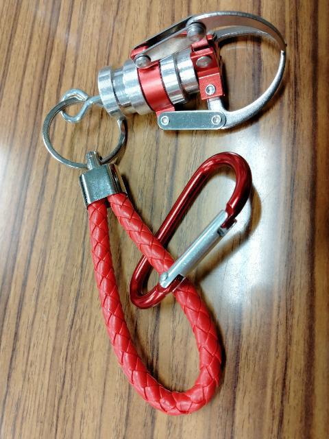 クレーンゲーム爪アーム ミニ キーホルダー < 男性ファッション  クレーンゲーム爪アーム ミニ キーホルダー  < 男性ファッションの