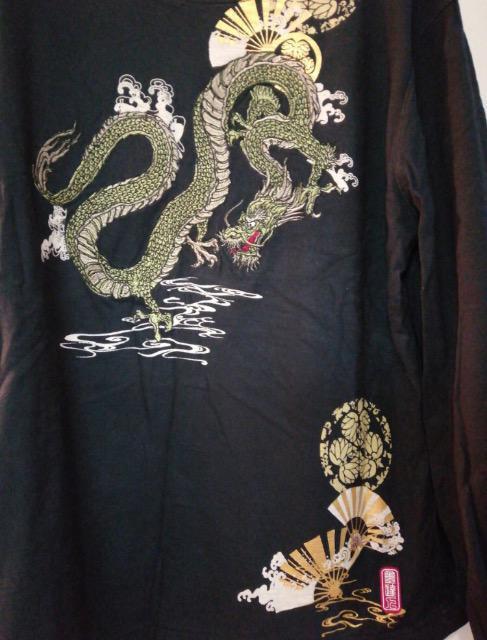 品薄★美品ドラゴン プルオーバー刺繍人気アイテムオシャレ品薄レア大活躍ブラック < 男性ファッション  品薄★美品ドラゴン プルオーバー刺繍人気アイテムオシャレ品薄レア大活躍ブラック < 男性ファッションの