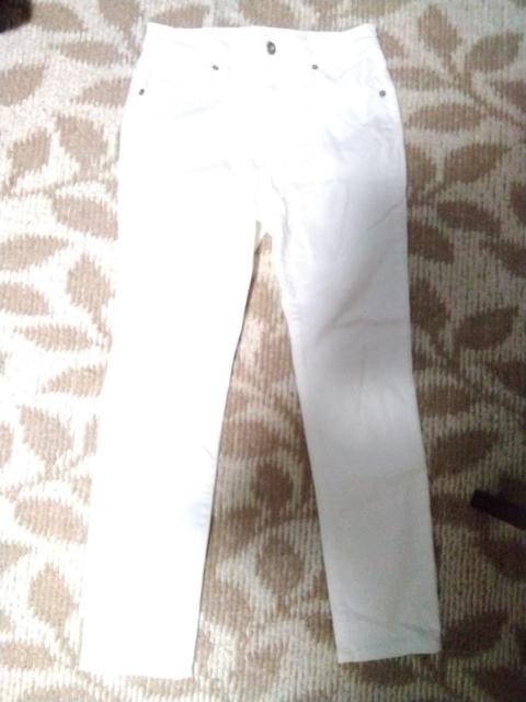 白色のカジュアルパンツ  67cm < 女性ファッション  白色のカジュアルパンツ  67cm  < 女性ファッションの