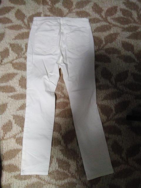 白色のカジュアルパンツ  67cm < 女性ファッション  白色のカジュアルパンツ  67cm < 女性ファッションの