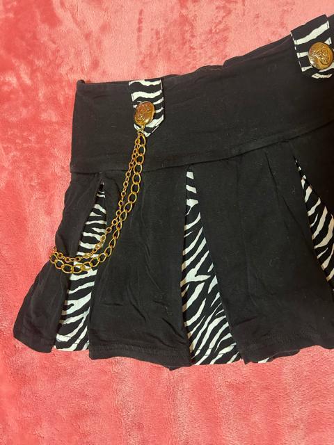 d.i.a. ゼブラ柄ベアトップ チェーン付きBOXタイプスカパンのセットアップ < ブランド  d.i.a. ゼブラ柄ベアトップ チェーン付きBOXタイプスカパンのセットアップ < ブランドの