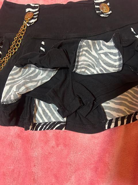 d.i.a. ゼブラ柄ベアトップ チェーン付きBOXタイプスカパンのセットアップ < ブランド  d.i.a. ゼブラ柄ベアトップ チェーン付きBOXタイプスカパンのセットアップ < ブランドの