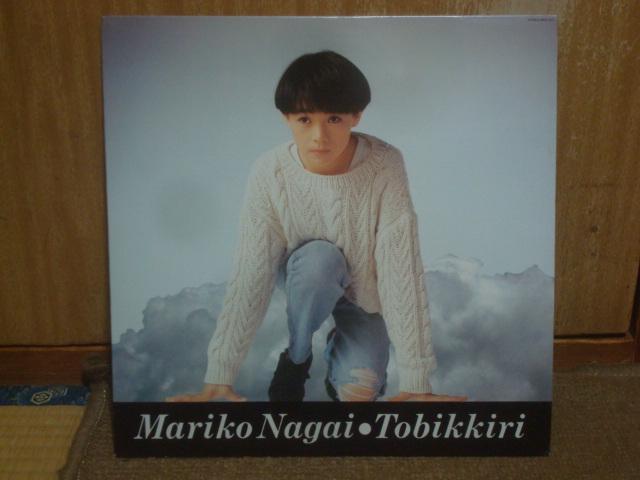 y88NxYLPzTOBIKKIRI / i^q   CD/DVD/rfI 