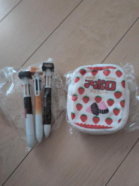 明治アポロチョコレートポーチ&チロルチョコなどチョコレートモチーフボールペン3本セット < ホビー 明治アポロチョコレートポーチ&チロルチョコなどチョコレートモチーフボールペン3本セット < ホビーの