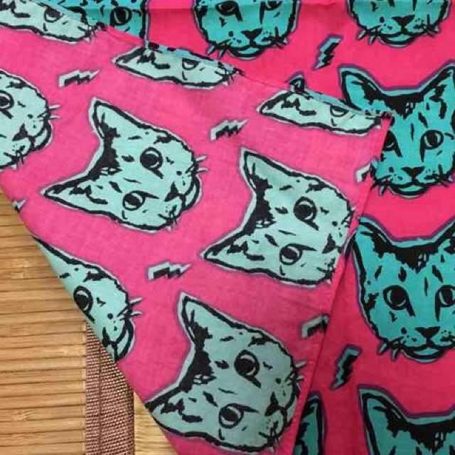 チャイハネ・エスニック風アフリカンプリントネコ柄バンダナ < ブランド  チャイハネ・エスニック風アフリカンプリントネコ柄バンダナ < ブランドの