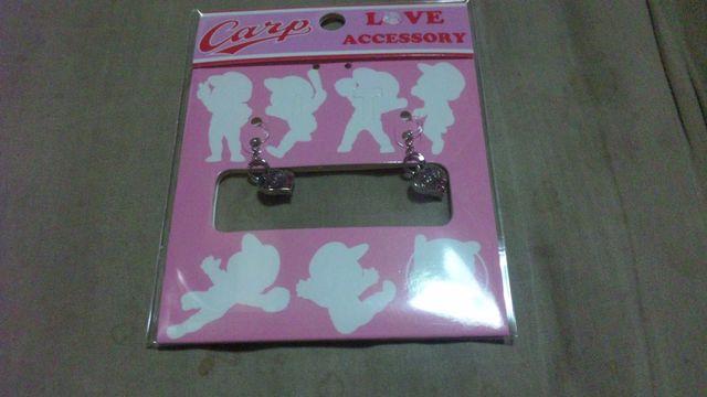 【新品】(広島カープ)ハート型イヤリング カープ女子 < レジャー/スポーツ  【新品】(広島カープ)ハート型イヤリング カープ女子  < レジャー/スポーツの