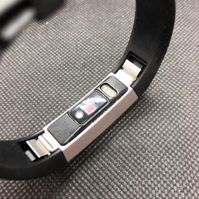  fitbit ʌv X}[guXbg  W[/X|[c 