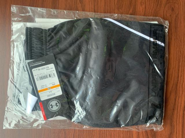 アンダーアーマー ハーフパンツ ショートパンツ 短パン BSC6086 Sサイズ ブラック 黒 < ブランド アンダーアーマー ハーフパンツ ショートパンツ 短パン BSC6086 Sサイズ ブラック 黒 < ブランドの