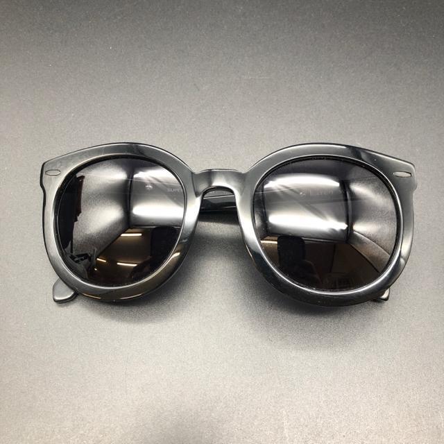  karen walker TOX  t@bV 