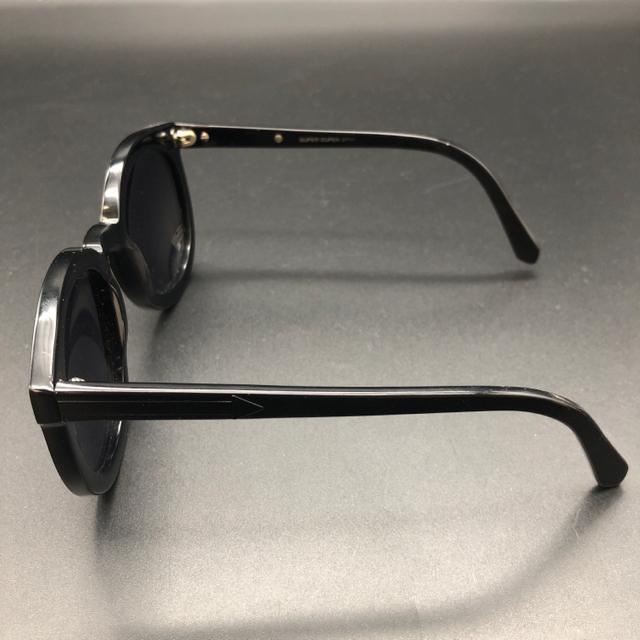  karen walker TOX  t@bV 