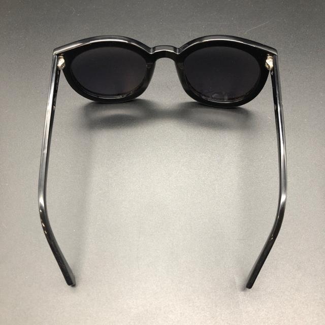  karen walker TOX  t@bV 