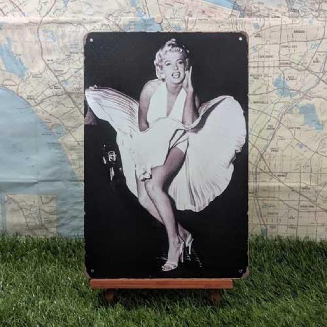 新品【ブリキ看板】Marilyn Monroe/マリリン・モンロー 七年目の浮気 < ホビー  新品【ブリキ看板】Marilyn Monroe/マリリン・モンロー 七年目の浮気  < ホビーの