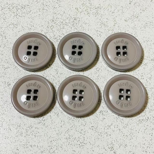 INED���O���[ 4���{�^�� 6����2cm�~3mm���\���{�^�� �ی^ �C�l�h �R�[�g �� �u�����h�� 