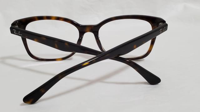 正規 レイバン オールドクラシック ウェリントン ロゴ フルフレームアイウェア 鼈甲系マーブル茶 フォックス型 サングラス○メガネ < ブランド  正規 レイバン オールドクラシック ウェリントン ロゴ フルフレームアイウェア 鼈甲系マーブル茶 フォックス型 サングラス○メガネ < ブランドの