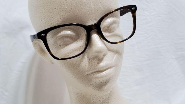 正規 レイバン オールドクラシック ウェリントン ロゴ フルフレームアイウェア 鼈甲系マーブル茶 フォックス型 サングラス○メガネ < ブランド  正規 レイバン オールドクラシック ウェリントン ロゴ フルフレームアイウェア 鼈甲系マーブル茶 フォックス型 サングラス○メガネ < ブランドの