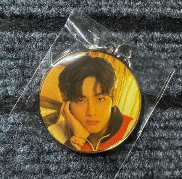 BTS Vフォトキーホルダー < タレントグッズ BTS Vフォトキーホルダー < タレントグッズの