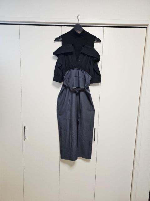 SUREVE ベルト付 切替え オフショルダー ワンピース 黒ダークグレー L < 女性ファッション SUREVE ベルト付 切替え オフショルダー ワンピース 黒ダークグレー L < 女性ファッションの