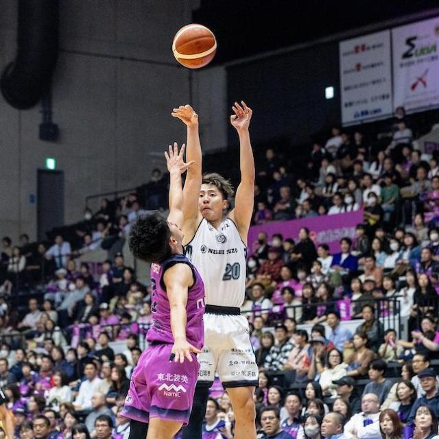 #20 多田 武史選手 AWAYユニフォーム ※上下セット(着用・直筆サイン入り) < レジャー/スポーツ #20 多田 武史選手 AWAYユニフォーム ※上下セット(着用・直筆サイン入り) < レジャー/スポーツの