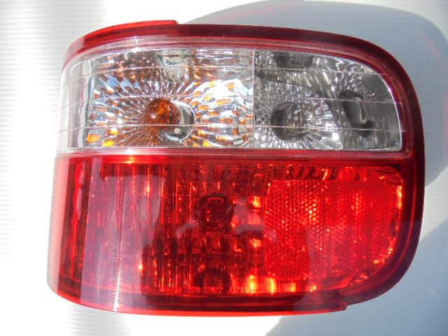 ホンダ ザッツ ABA-JD1 テールライトテールランプテールレンズ左 < 自動車/バイク ホンダ ザッツ ABA-JD1 テールライトテールランプテールレンズ左 < 自動車/バイク