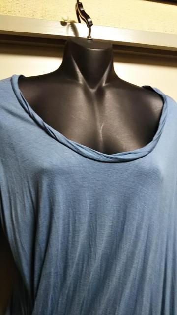 ☆YEVSツイストデザインカットソー☆新品未使用 < 女性ファッション  ☆YEVSツイストデザインカットソー☆新品未使用  < 女性ファッションの