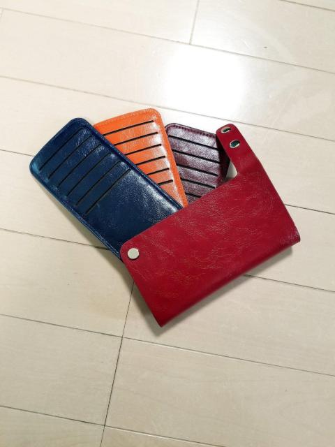 新品 赤 レザー カードケース 多収納 36枚 スライド式 整理整頓 < 女性ファッション  新品 赤 レザー カードケース 多収納 36枚 スライド式 整理整頓 < 女性ファッションの