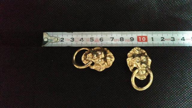 エイボン ライオンドアノッカーイヤリング 中古品 < 女性アクセサリー/時計 エイボン ライオンドアノッカーイヤリング 中古品 < 女性アクセサリー/時計の