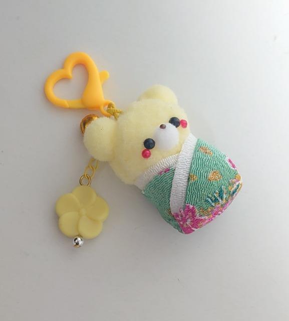ハンドメイド♪ポンポンカニカンマスコット『こけし風お着物くまちゃん』黄色★ひな祭りにも★ < ペット/手芸/園芸 ハンドメイド♪ポンポンカニカンマスコット『こけし風お着物くまちゃん』黄色★ひな祭りにも★ < ペット/手芸/園芸の