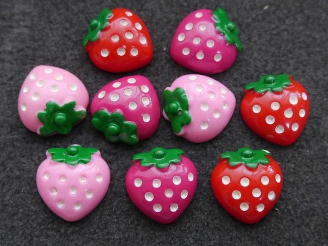 プラパーツ 手芸・アクセサリーパーツ  いちご パーツ 9個セット < 香水/コスメ/ネイル  プラパーツ 手芸・アクセサリーパーツ  いちご パーツ 9個セット  < 香水/コスメ/ネイルの