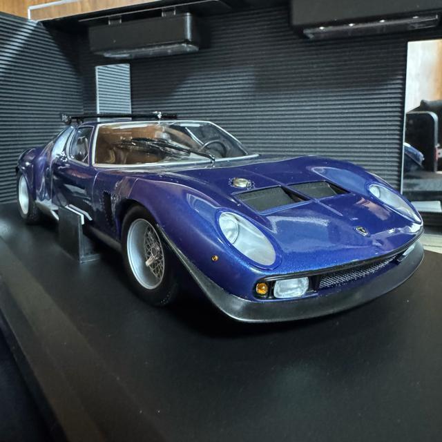 絶版未展示品 京商 1/18 ランボルギーニ イオタ SVR ブルー < ホビー  絶版未展示品 京商 1/18 ランボルギーニ イオタ SVR ブルー  < ホビーの