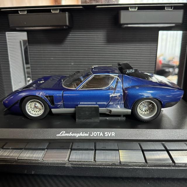 絶版未展示品 京商 1/18 ランボルギーニ イオタ SVR ブルー < ホビー  絶版未展示品 京商 1/18 ランボルギーニ イオタ SVR ブルー < ホビーの