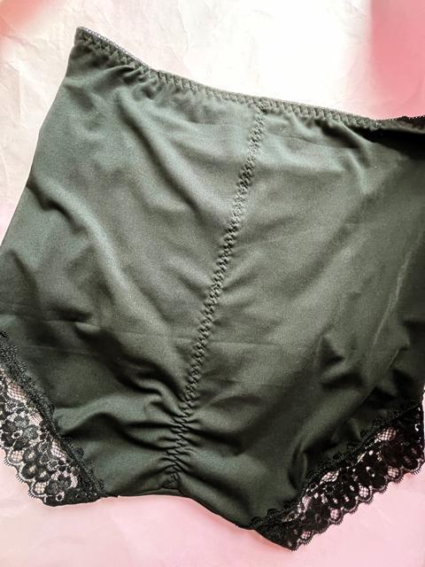 LLサイズ!光沢感あるサラッと吸水速乾!パワーネットでお腹押さえて!お尻もシェイプ!一枚ばきOK!エレガント!ガードルショーツ! < 女性ファッション  LLサイズ!光沢感あるサラッと吸水速乾!パワーネットでお腹押さえて!お尻もシェイプ!一枚ばきOK!エレガント!ガードルショーツ! < 女性ファッションの