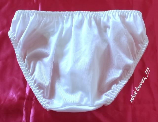 �V�i ����T�e�� ���[�X�t�� �V���[�c