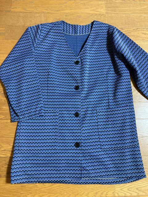 2090.未使用☆ブルー系柄スモック☆サイズL程度 < インテリア/ライフ 2090.未使用☆ブルー系柄スモック☆サイズL程度 < インテリア/ライフの